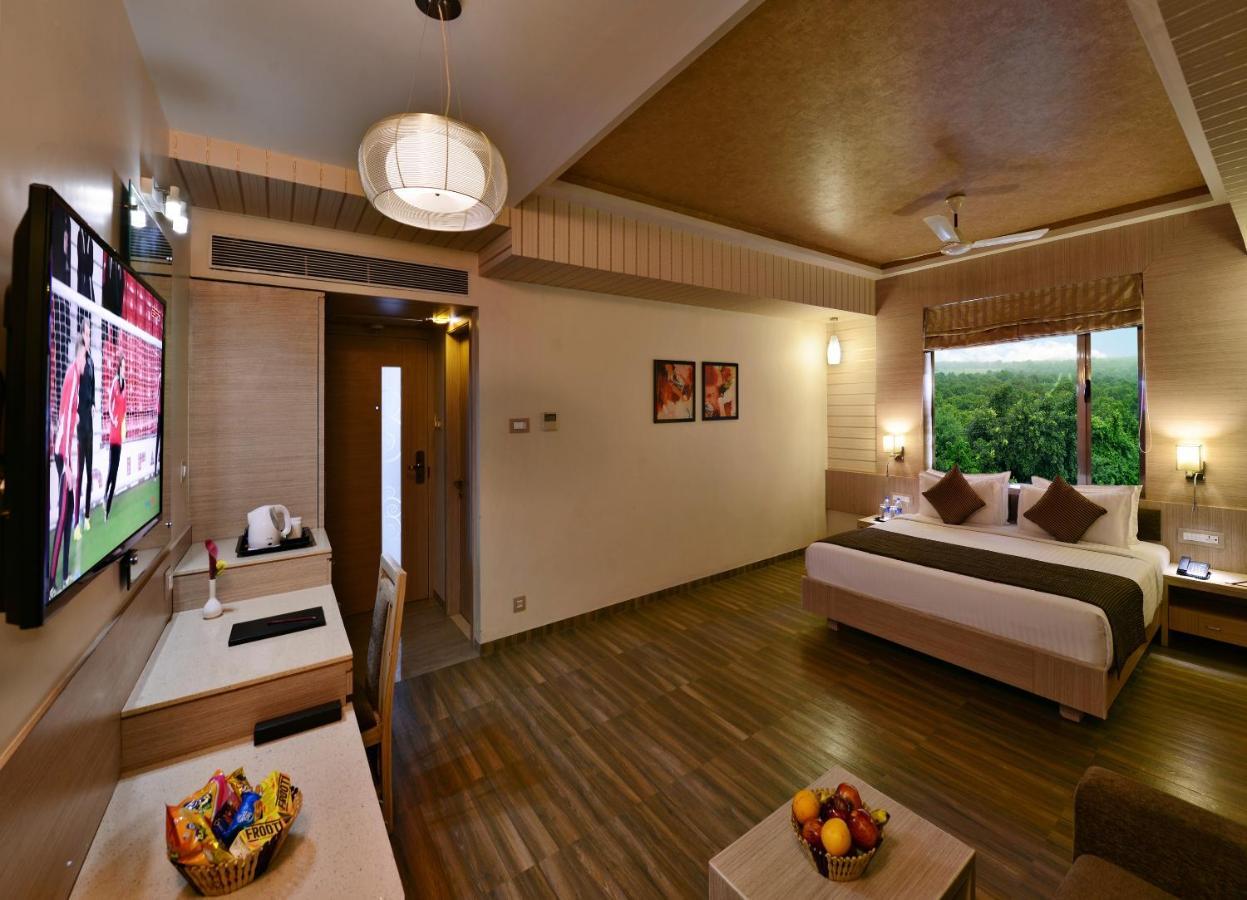 Sarovar Portico Sasangir 萨三吉尔 外观 照片