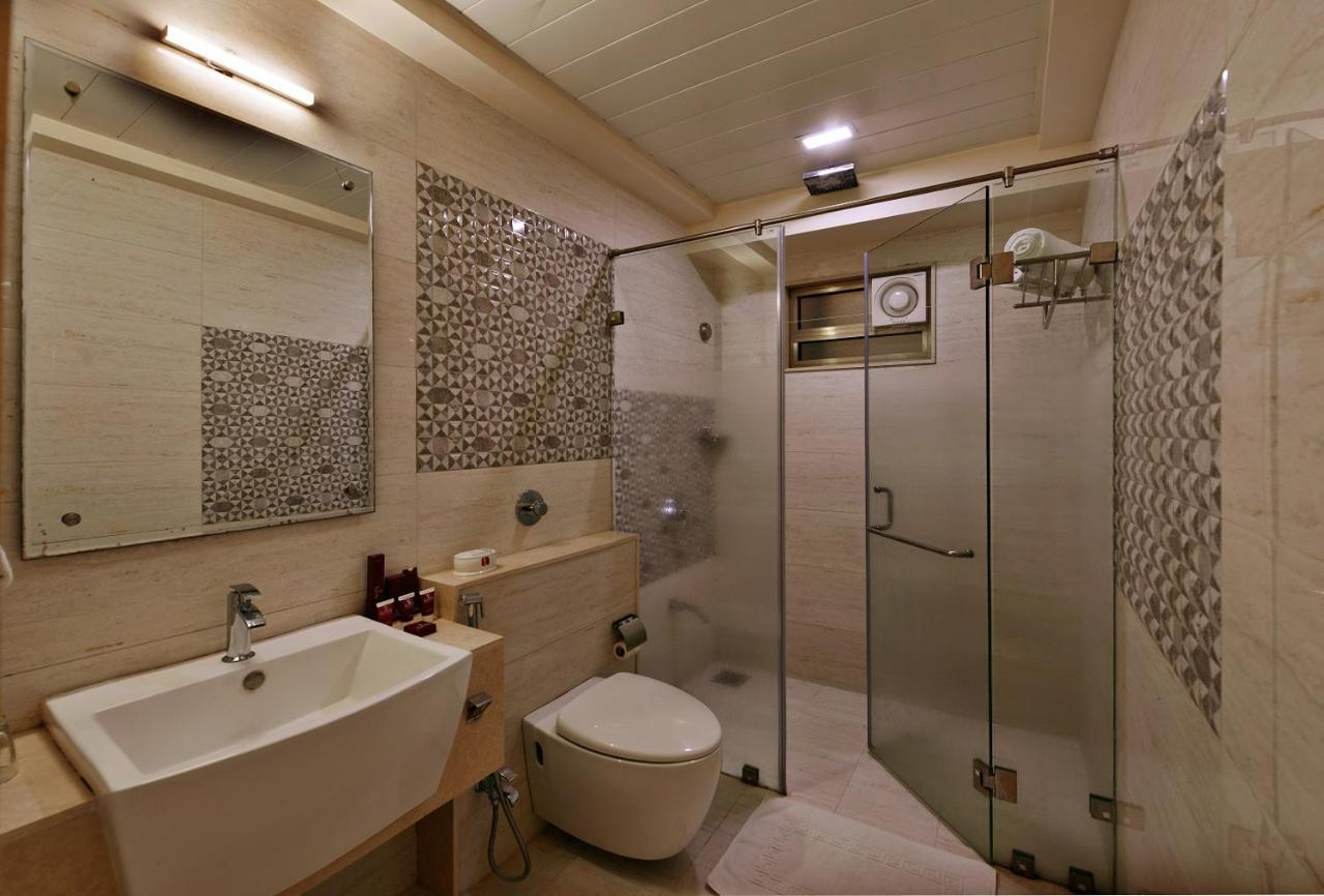 Sarovar Portico Sasangir 萨三吉尔 外观 照片