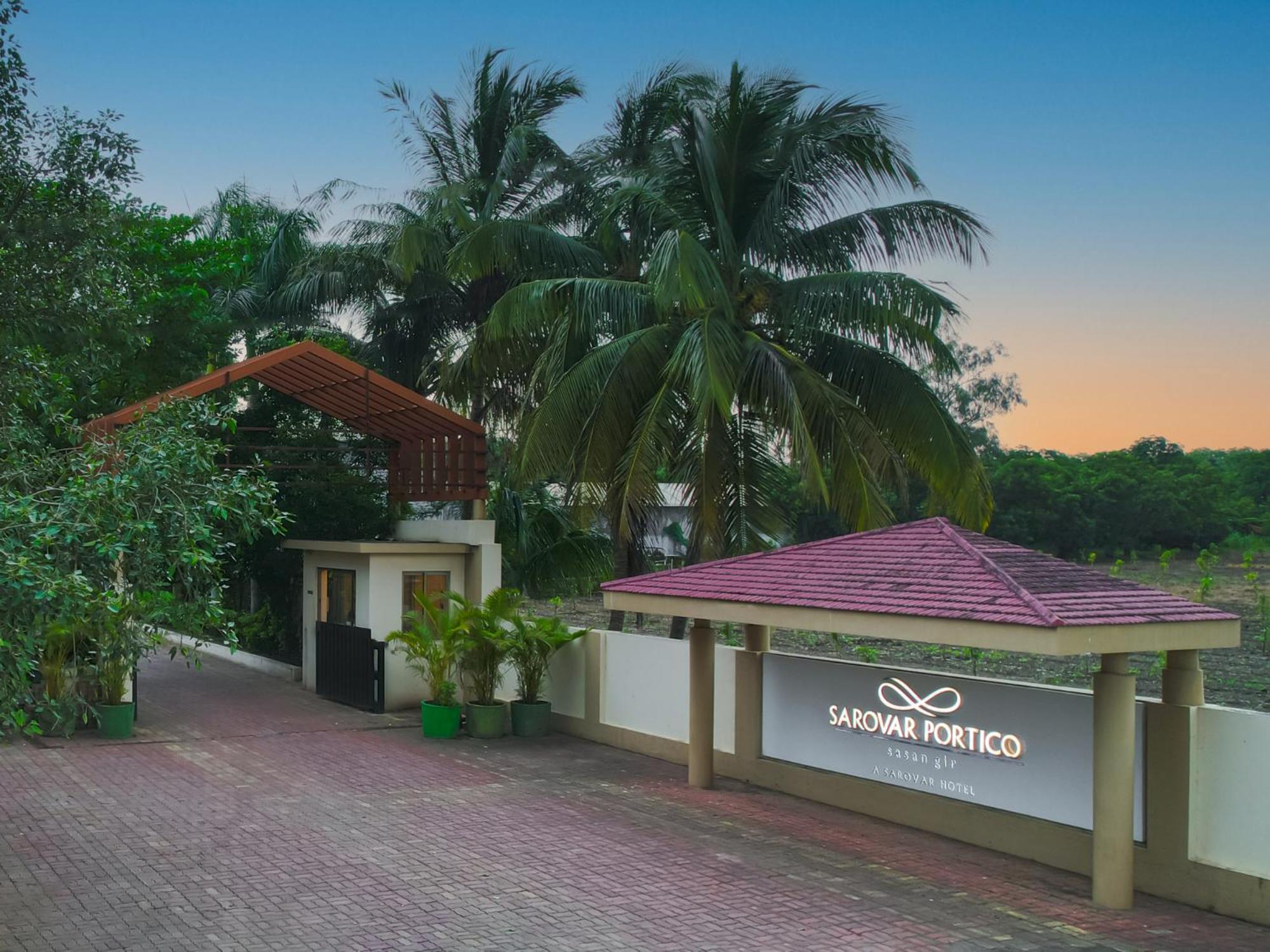 Sarovar Portico Sasangir 萨三吉尔 外观 照片
